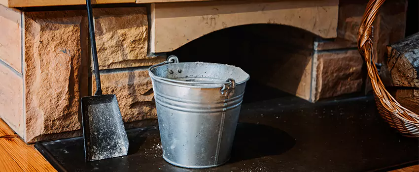 Clean The Fireplace Mantle And Hearth in La Crescenta-Montrose, California